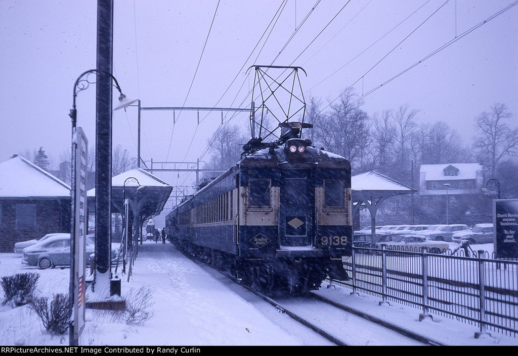 RDG 9138 on a snowy day